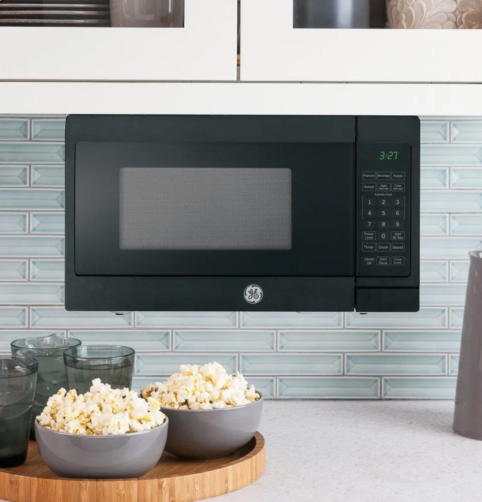 Ge Appliances JEM3072DHBB Ge? 0.7 Cu. Ft. Capacity Countertop Microwave Oven