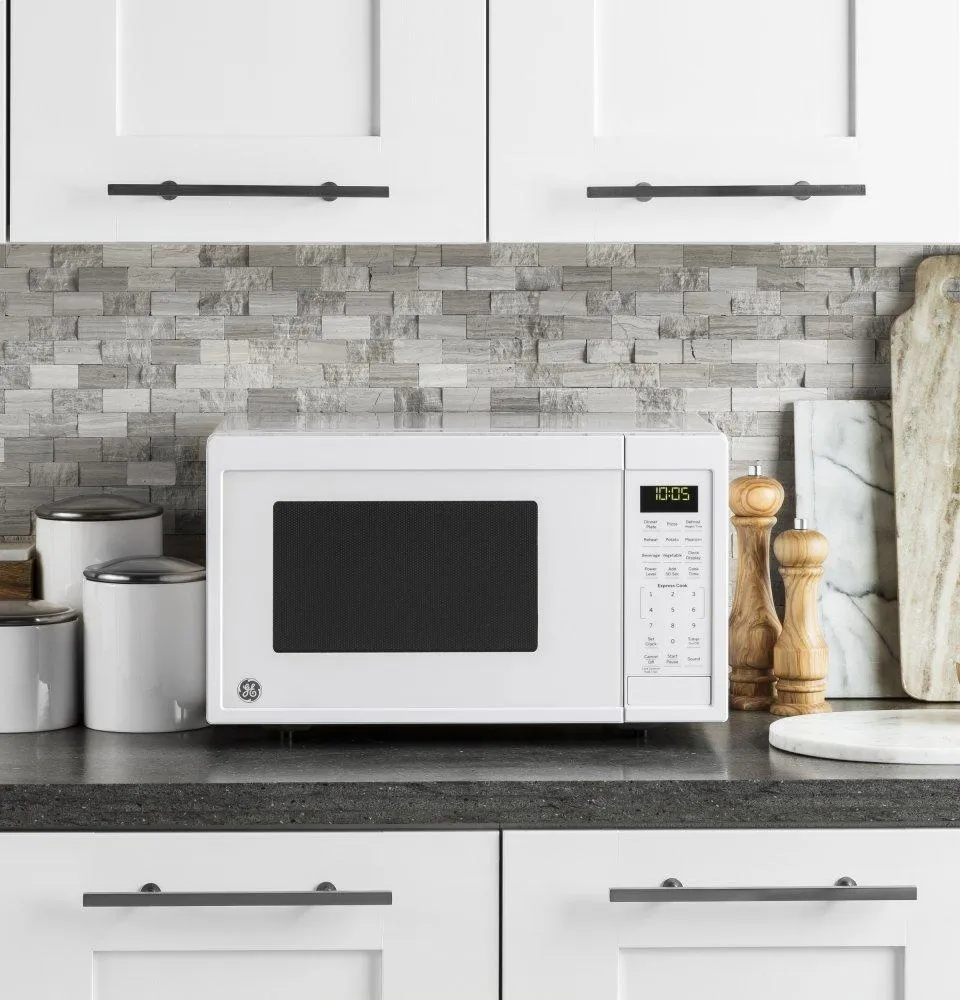 Ge Appliances JES1095DMWW Ge? 0.9 Cu. Ft. Capacity Countertop Microwave Oven