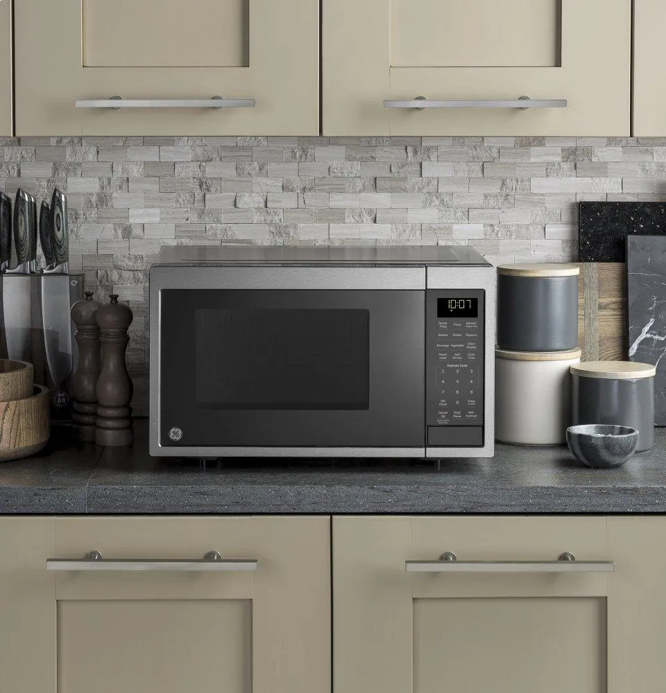Ge Appliances JES1097SMSS Ge? 0.9 Cu. Ft. Capacity Smart Countertop Microwave Oven With Scan-To-Cook Technology