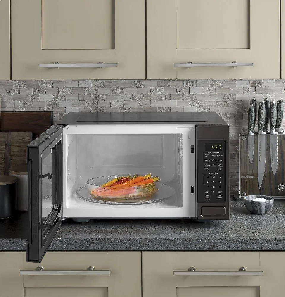 Ge Appliances JES1657BMTS Ge? 1.6 Cu. Ft. Countertop Microwave Oven