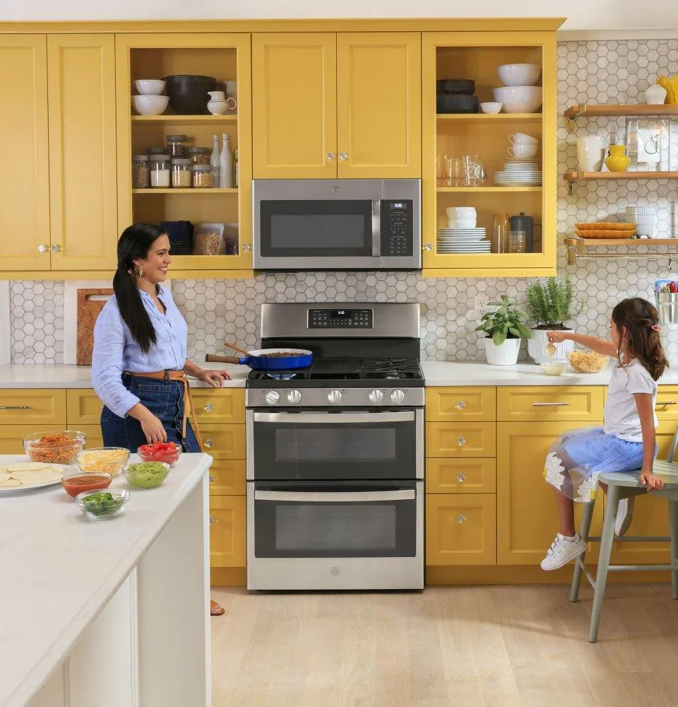 Ge Appliances JVM6175YKFS Ge? 1.7 Cu. Ft. Over-The-Range Sensor Fingerprint Resistant Microwave Oven