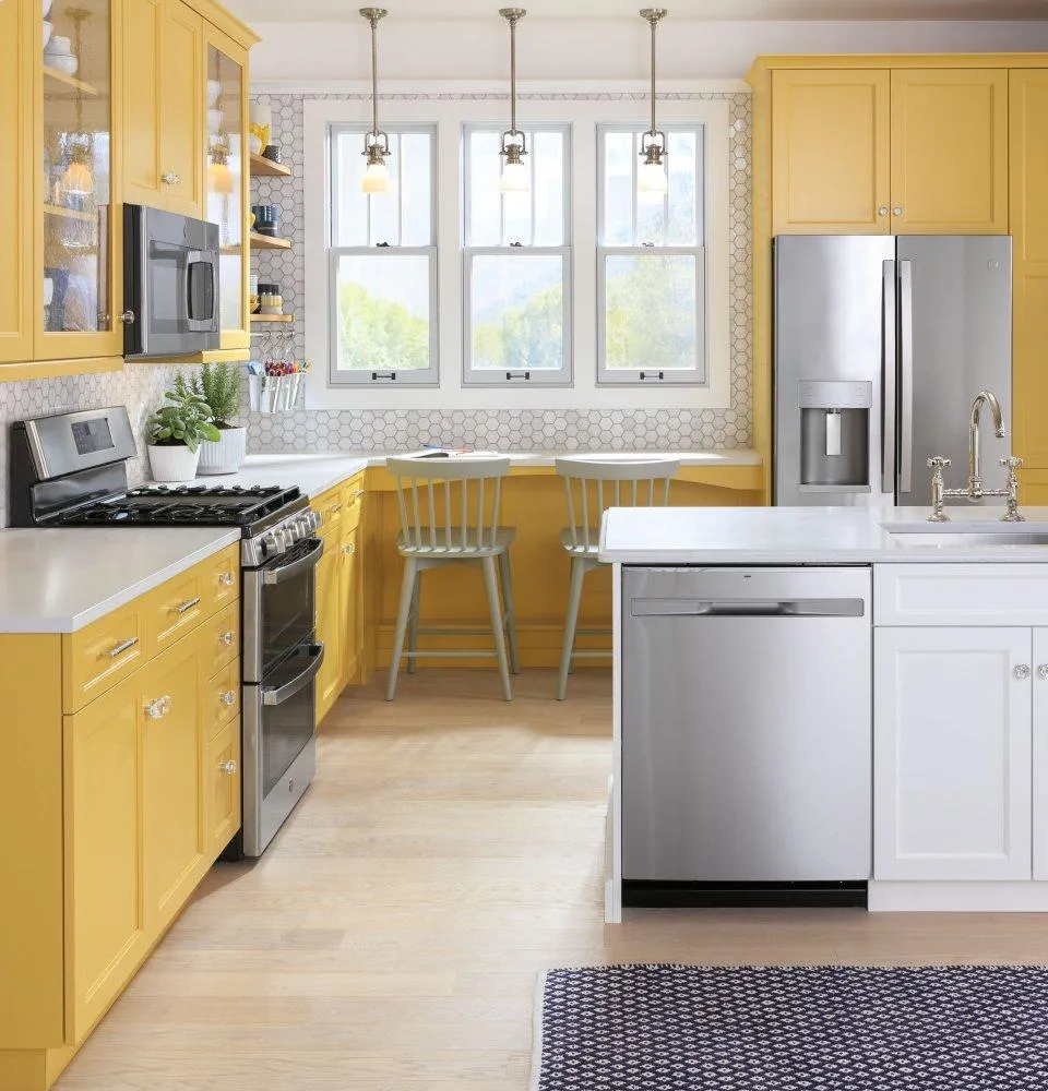 Ge Appliances JVM6175YKFS Ge? 1.7 Cu. Ft. Over-The-Range Sensor Fingerprint Resistant Microwave Oven
