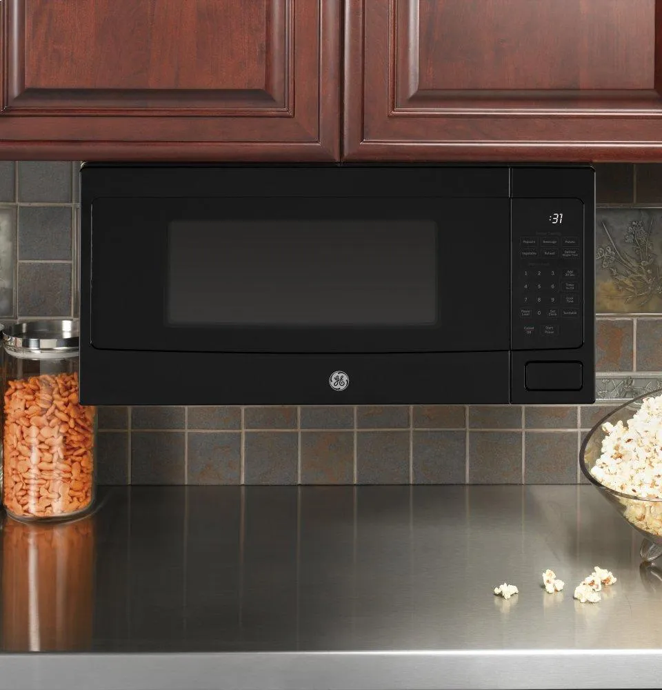 Ge Appliances PEM31DFBB Ge Profile&#8482; 1.1 Cu. Ft. Countertop Microwave Oven