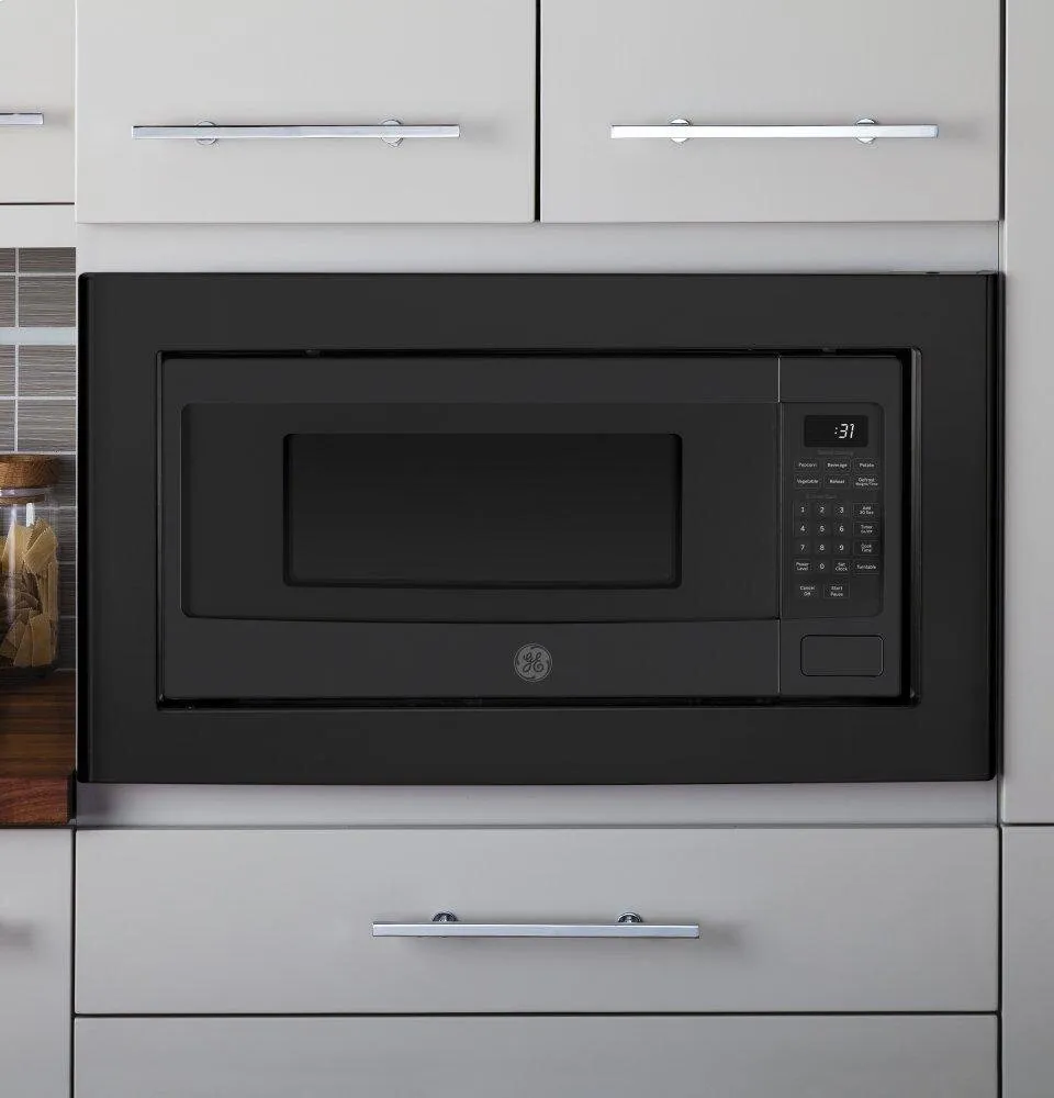 Ge Appliances PEM31FMDS Ge Profile&#8482; 1.1 Cu. Ft. Countertop Microwave Oven