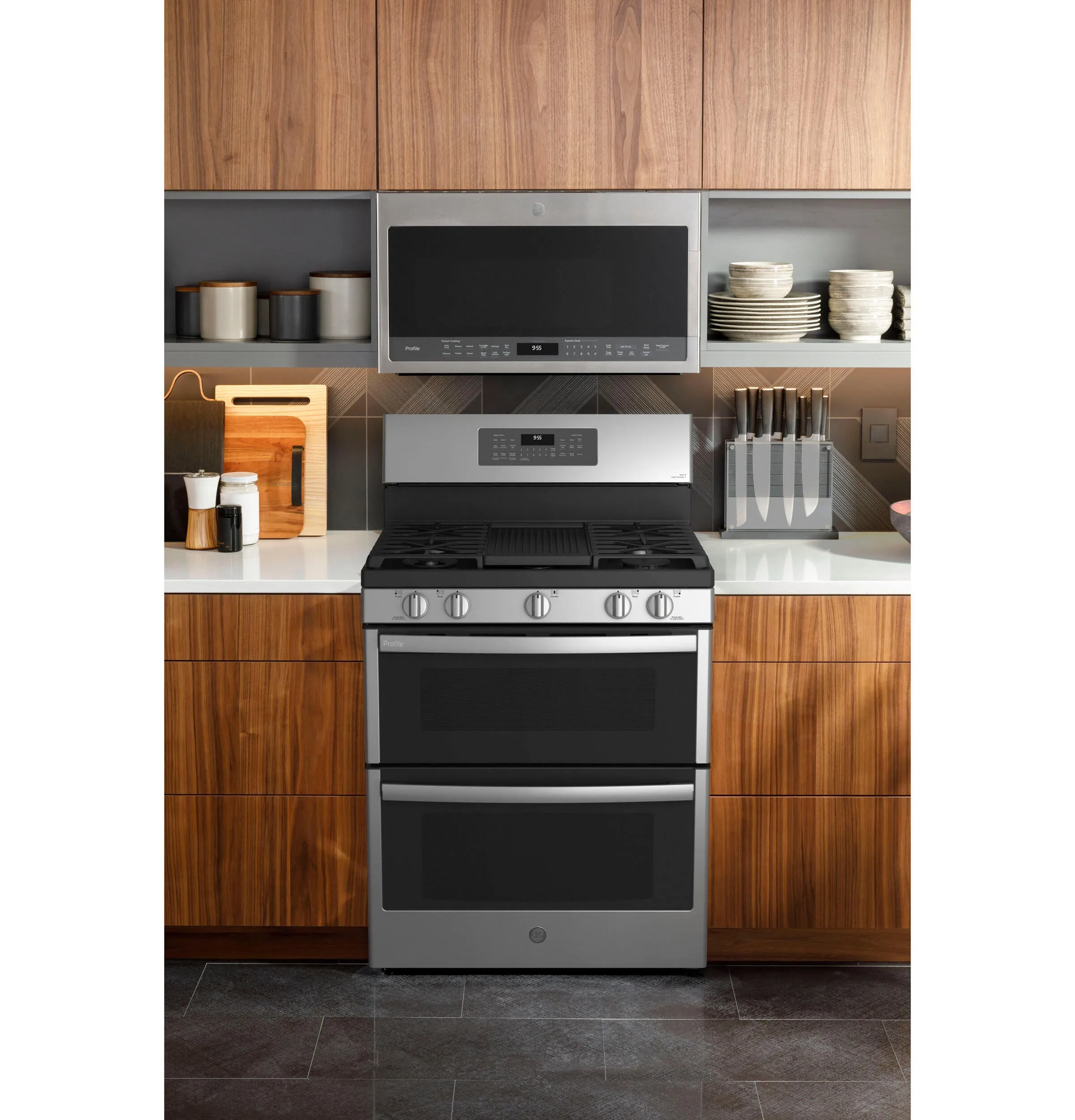 Ge Appliances PGB965YPFS Ge Profile&#8482; 30" Free-Standing Gas Double Oven Convection Fingerprint Resistant Range With No Preheat Air Fry