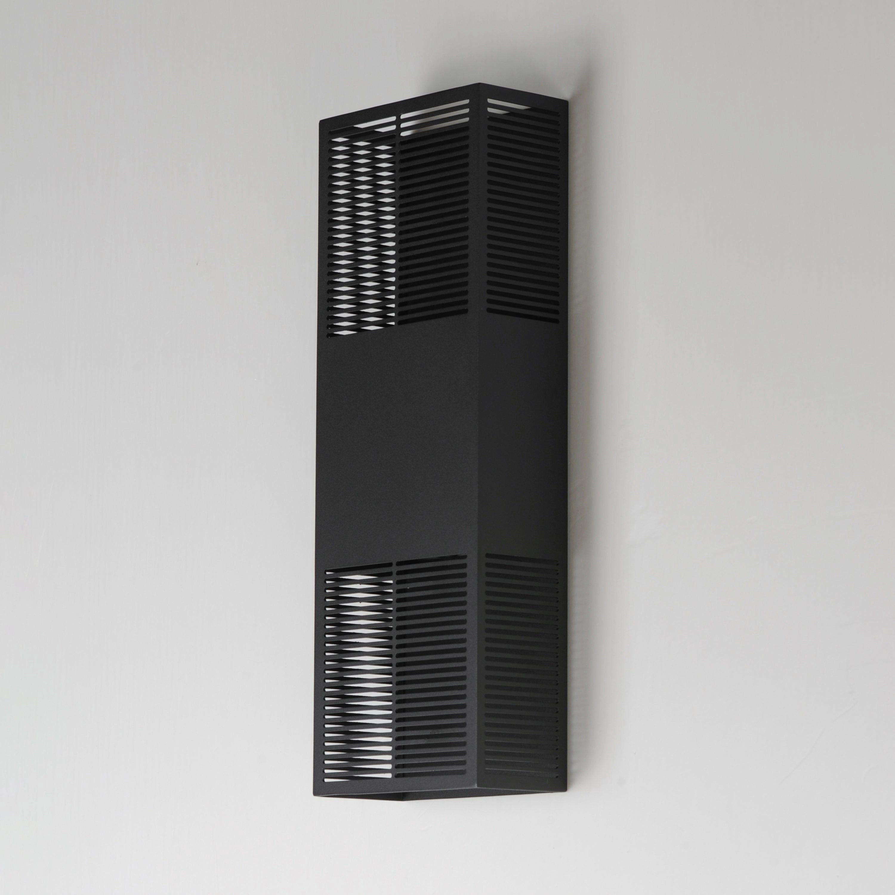 Grate 18" LED Outdoor Wall Sconce