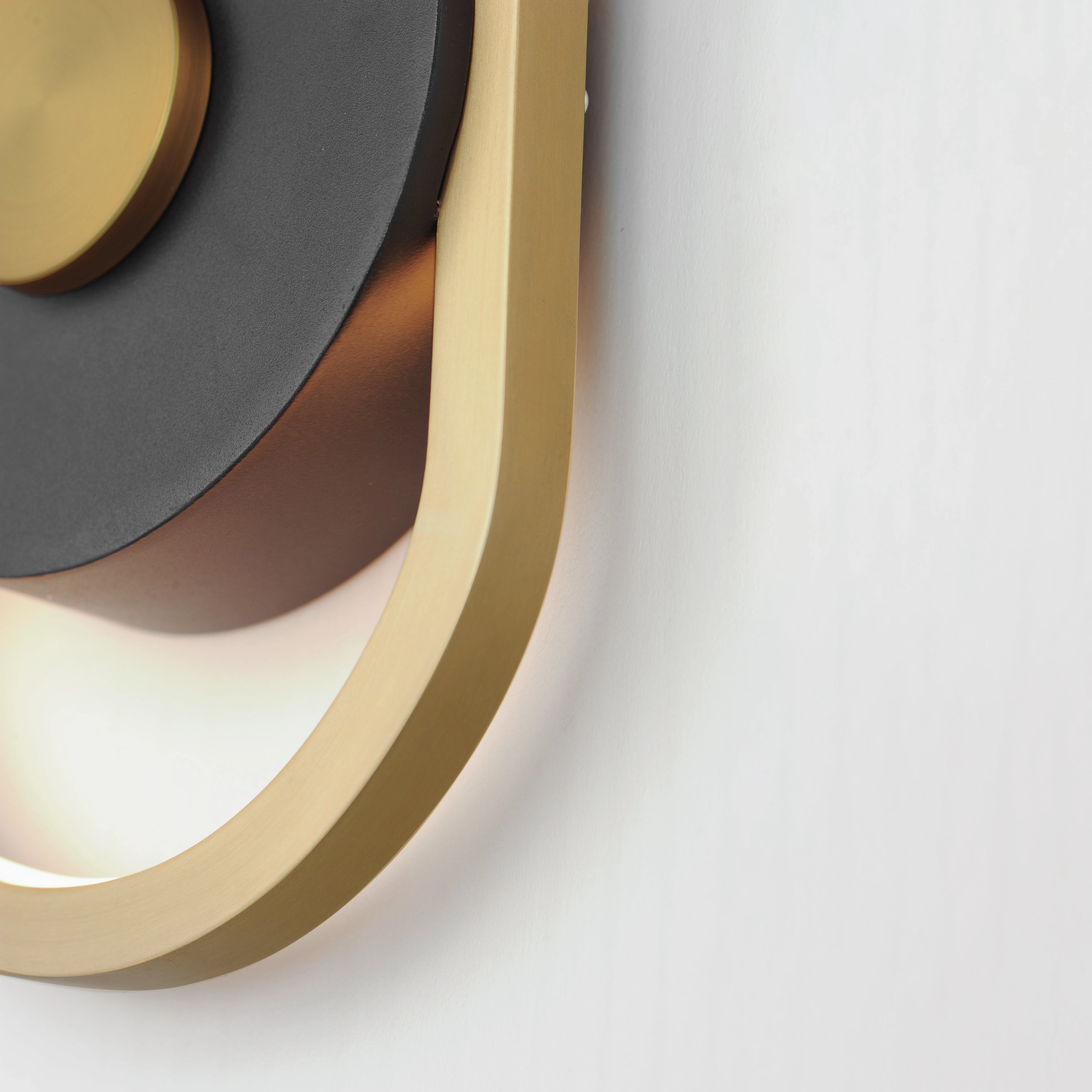 Gravity Large LED Outdoor Wall Light