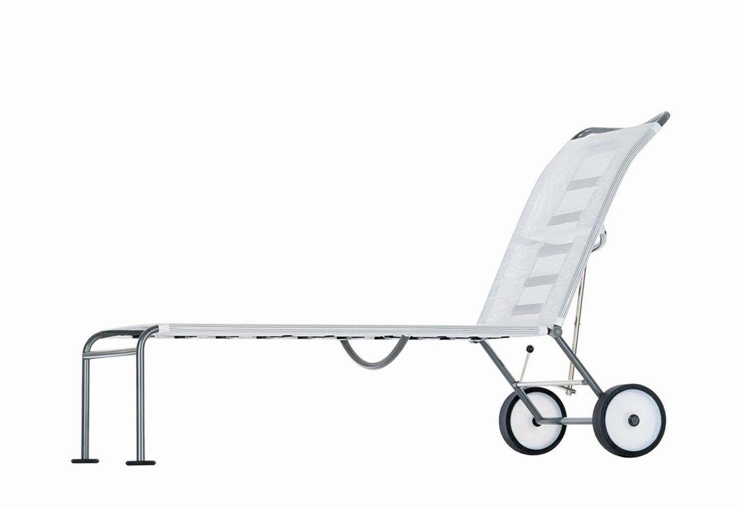 Green outdoor lounger, 2007outdoor patio furniture set