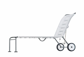 Green outdoor lounger, 2007outdoor patio furniture set