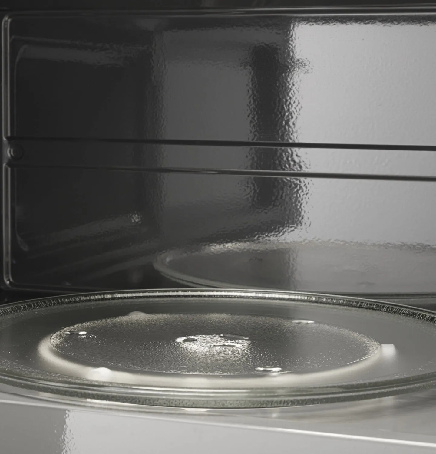 Haier QVM7167RNSS 30" 1.6 Cu. Ft. Smart Over-The-Range Microwave Oven