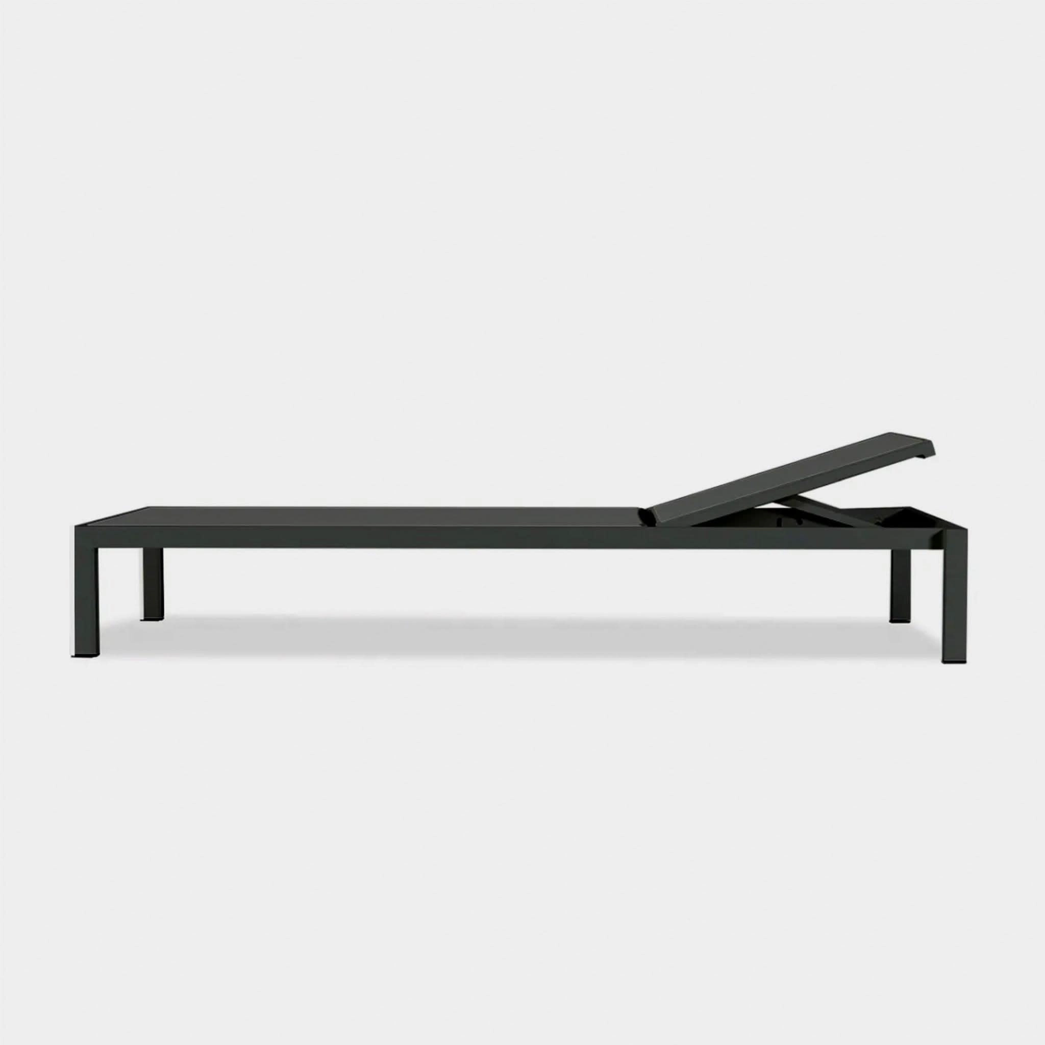 Hayman Aluminum Stacking Mesh Sun Lounge
