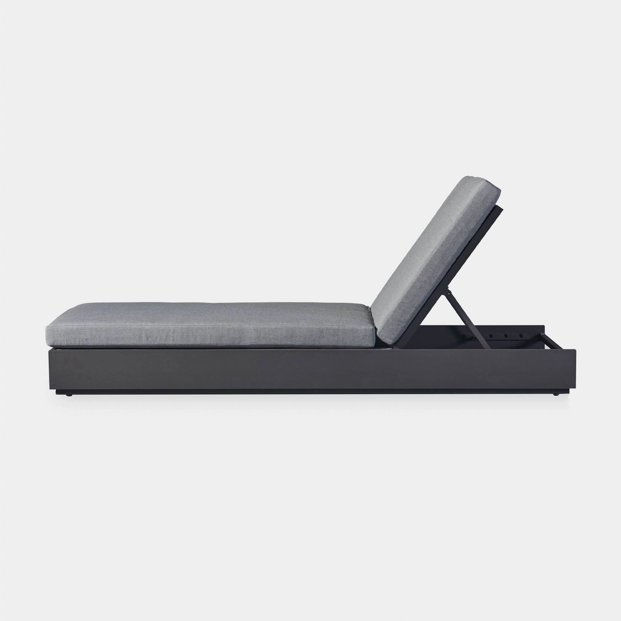 Hayman Aluminum Sun Lounge