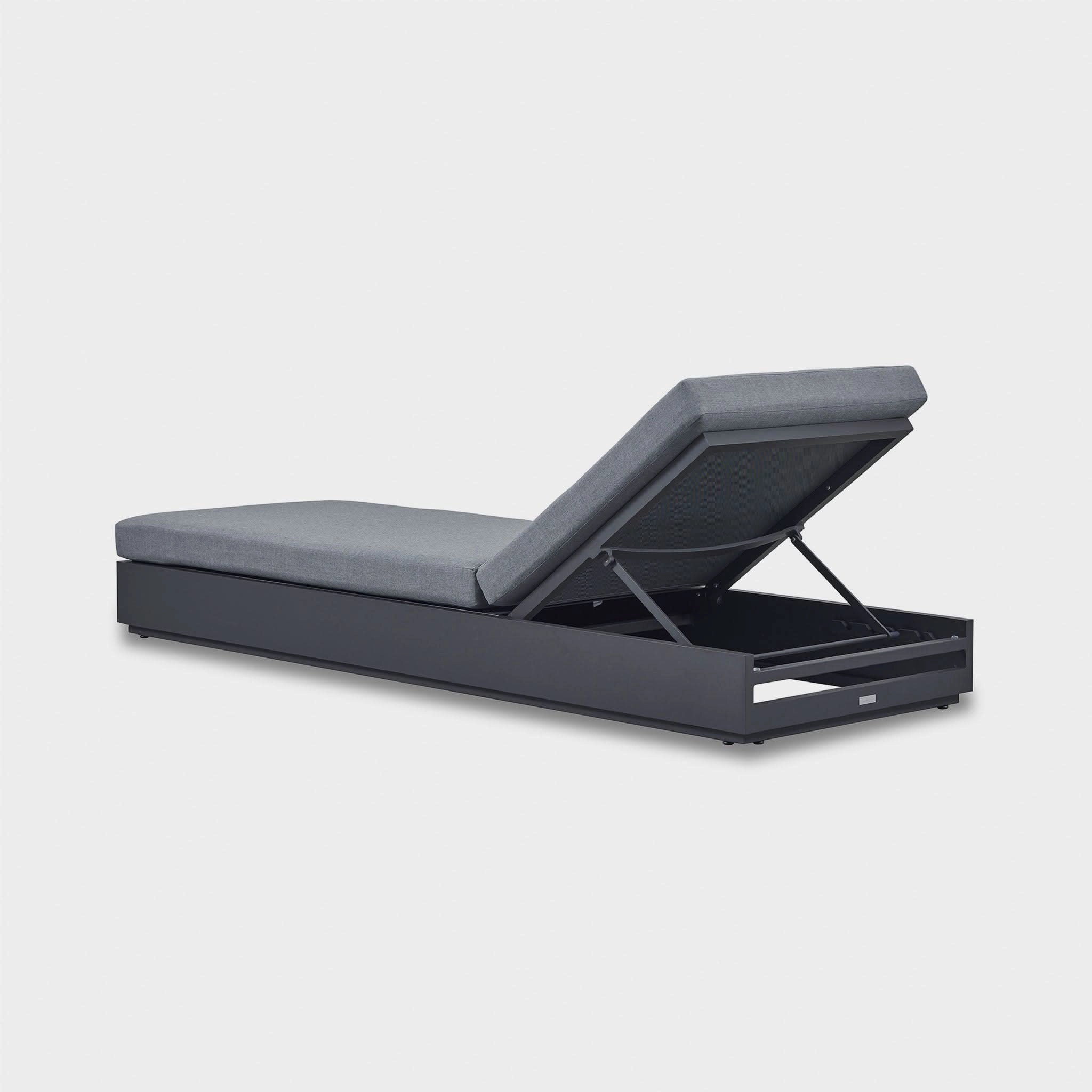 Hayman Aluminum Sun Lounge