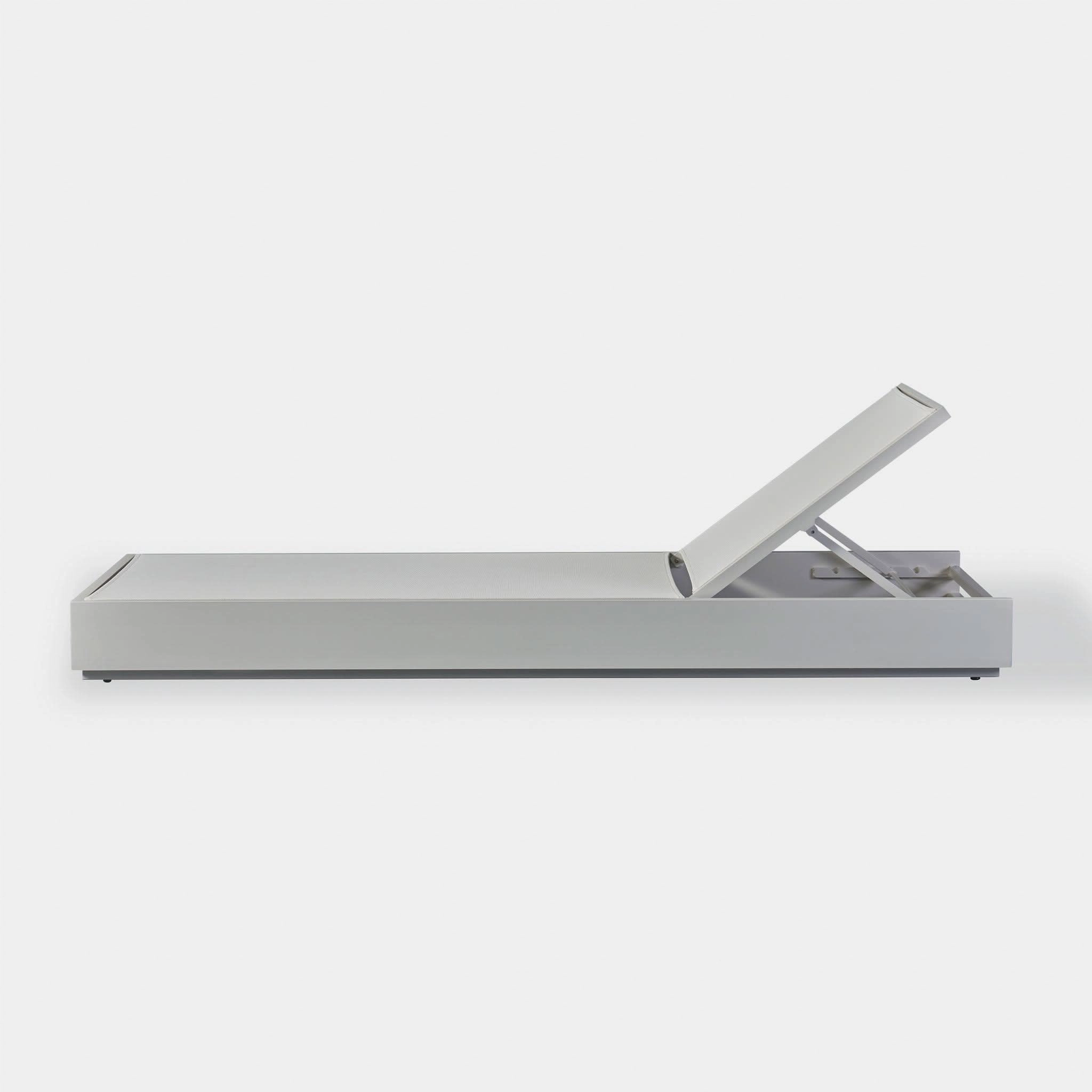 Hayman Aluminum Sun Lounge