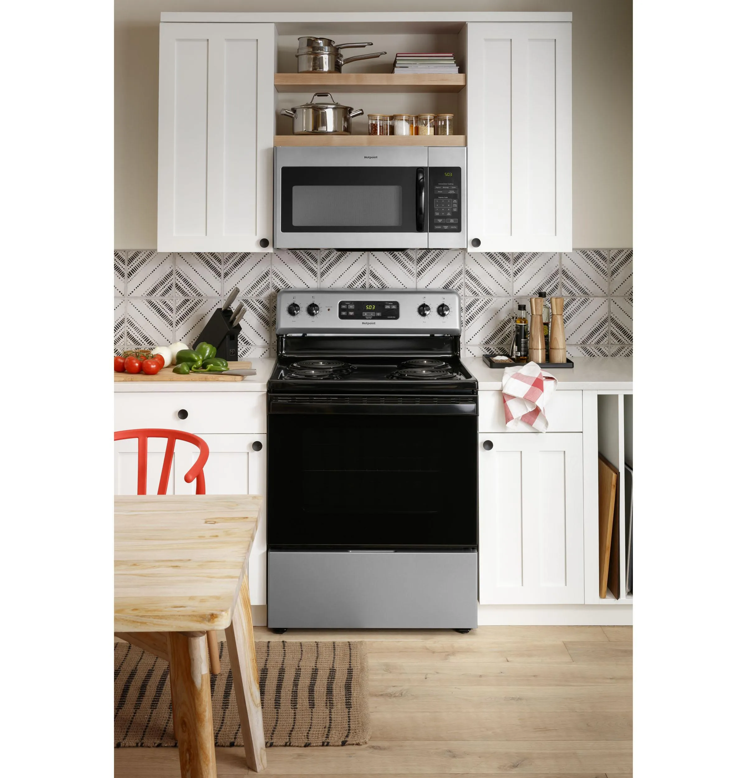 Hotpoint RVM5160MPSA Hotpoint? 1.6 Cu. Ft. Over-The-Range Microwave Oven