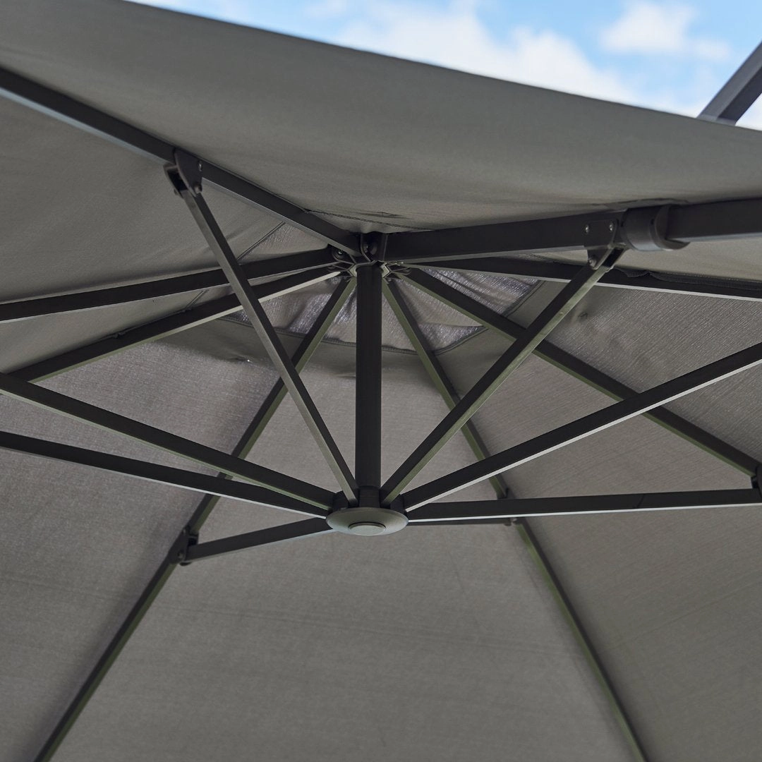 Hyde Luxe Tilt Parasol w/ Base
