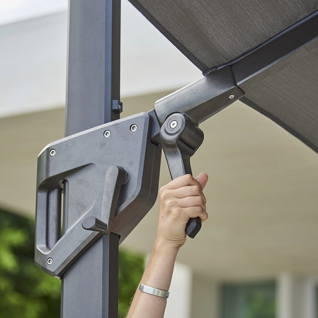 Hyde Luxe Tilt Parasol w/ Base