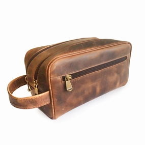 Daytrekr Distressed Leather Double Zip Travel Kit Grab the Deal Now Hot Pick Deal