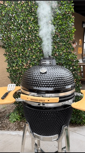 KoKoMo Grills 21-inch Ceramic Kamado BBQ Grill KO-21-KAMADO stainless steel BBQ grill with side table