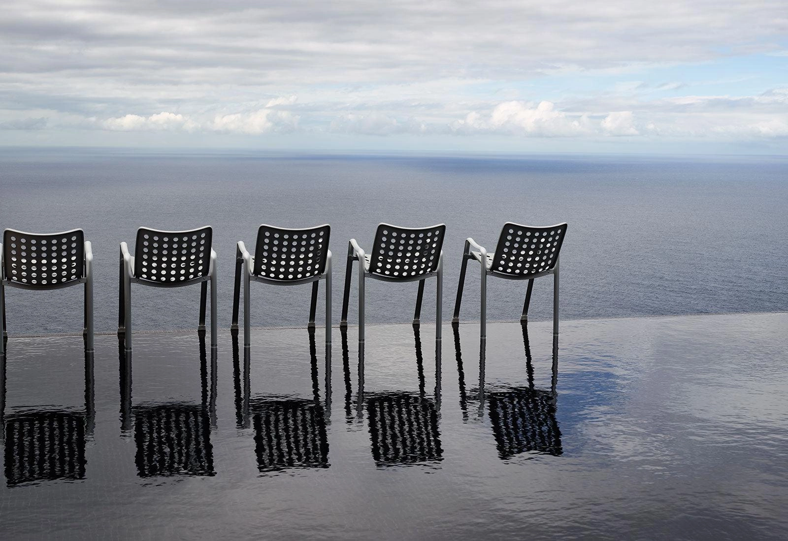 Landi Outdoor Chair