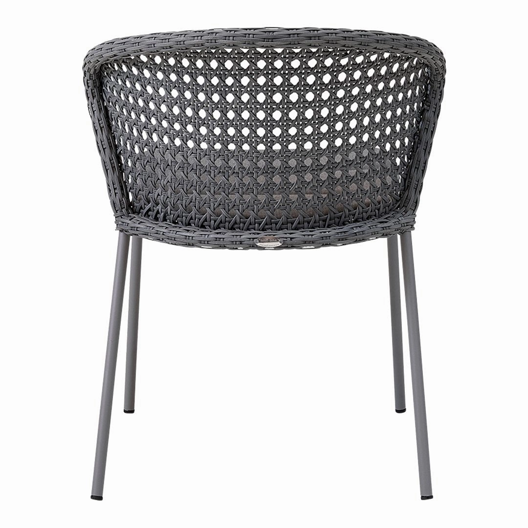 Lean Chair