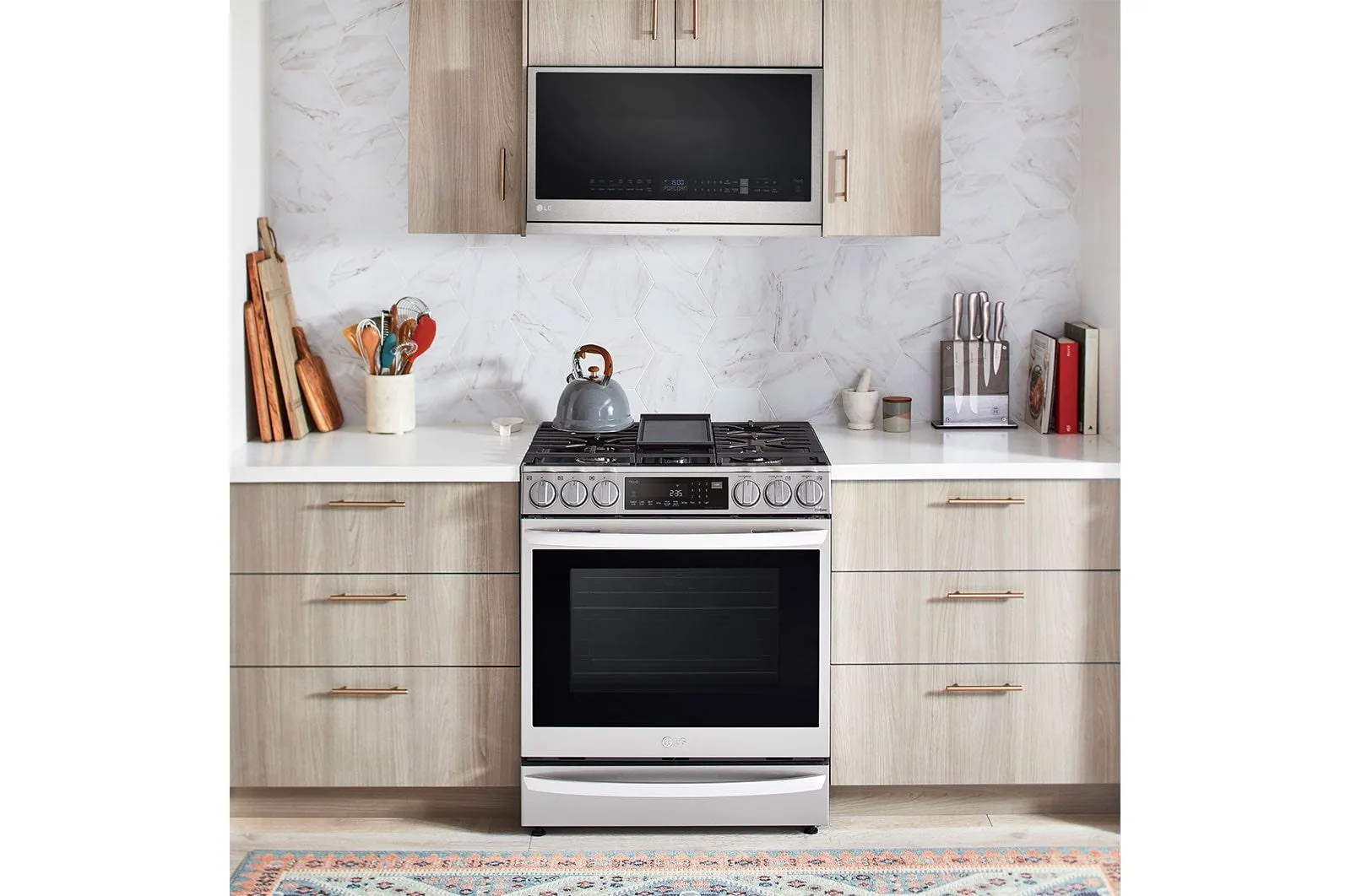 Lg MVEL2137F 2.1 Cu. Ft. Wi-Fi Enabled Over-The-Range Microwave Oven With Easyclean?