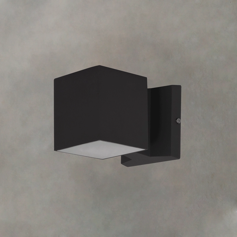 Lightray LED Outdoor Wall Light
