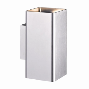 Lungo Outdoor Wall LightWeatherproof outdoor lighting