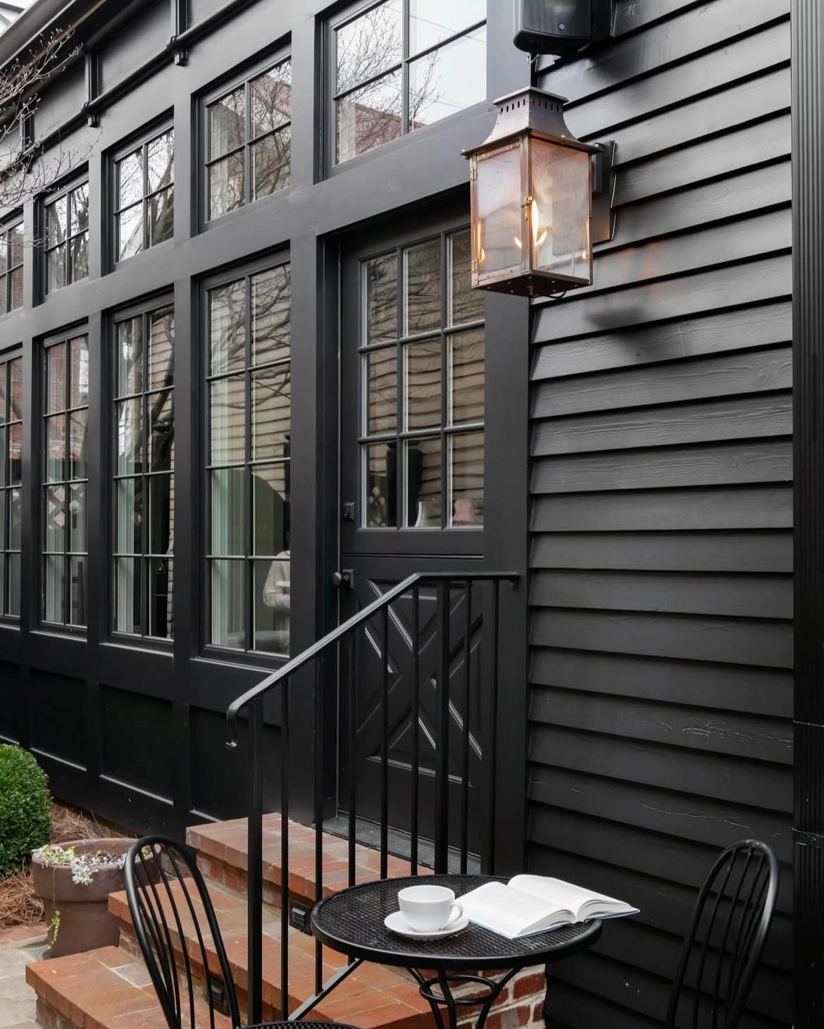 Market Street 21" Outdoor Wall Sconce