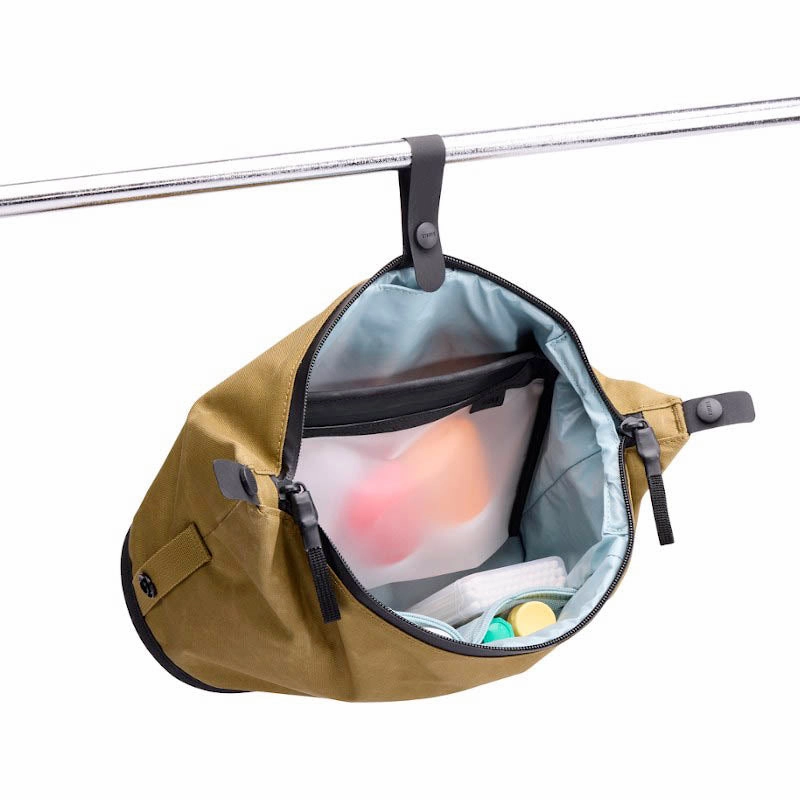Today Only Steal Hot Pick Deal Thule Aion Toiletry Bag - Online Exclusive