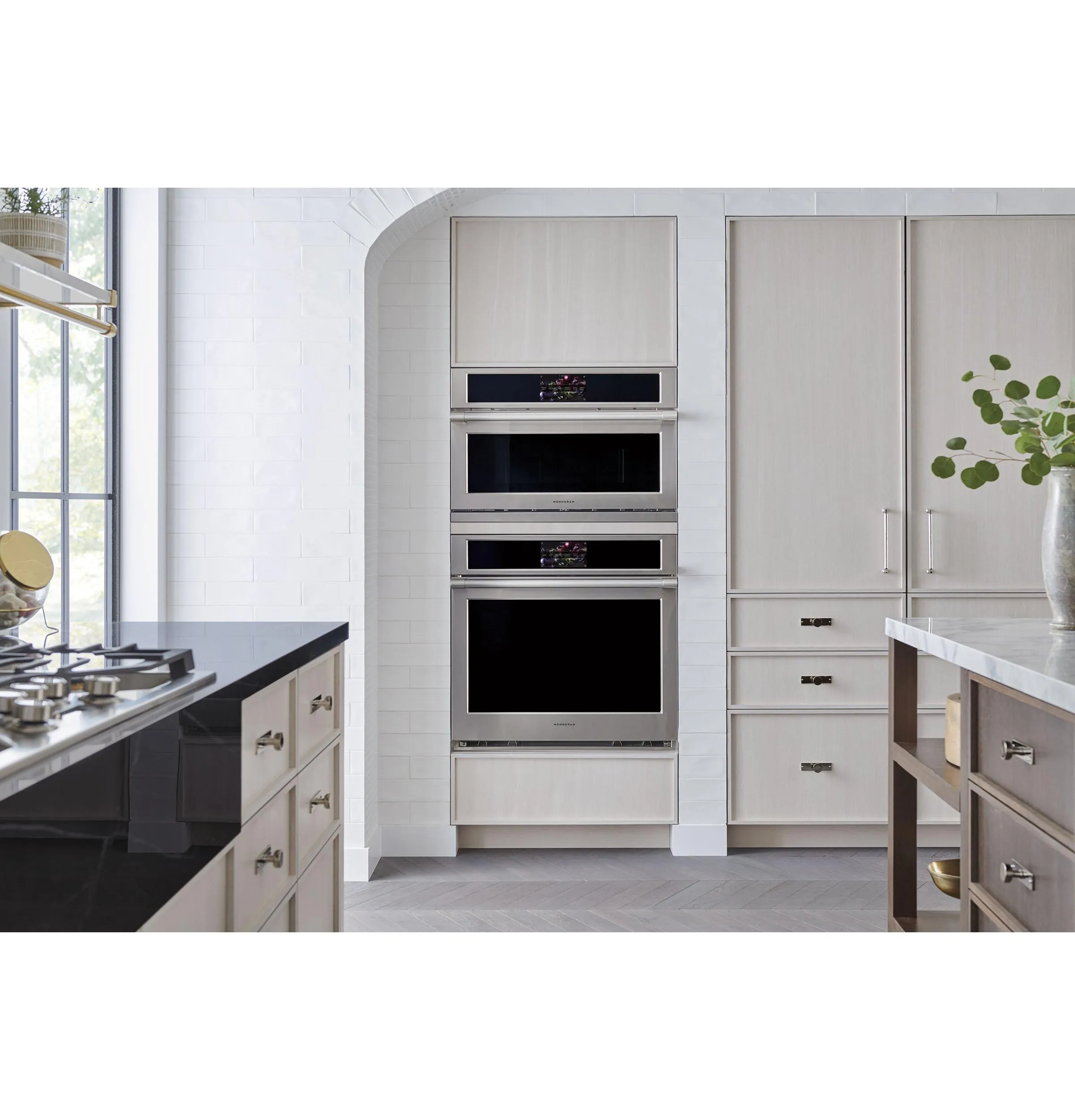 Monogram ZSB9232VSS Monogram 30" Statement Five-In-One Wall Oven With 240V Advantium? Technology