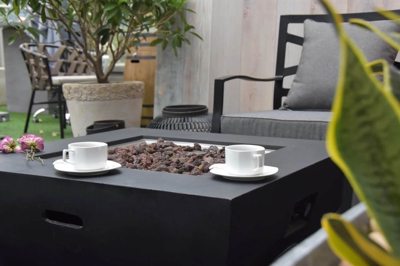 Monts Dore Concrete Lava Stone Fire Pit (Modeno)  Propane