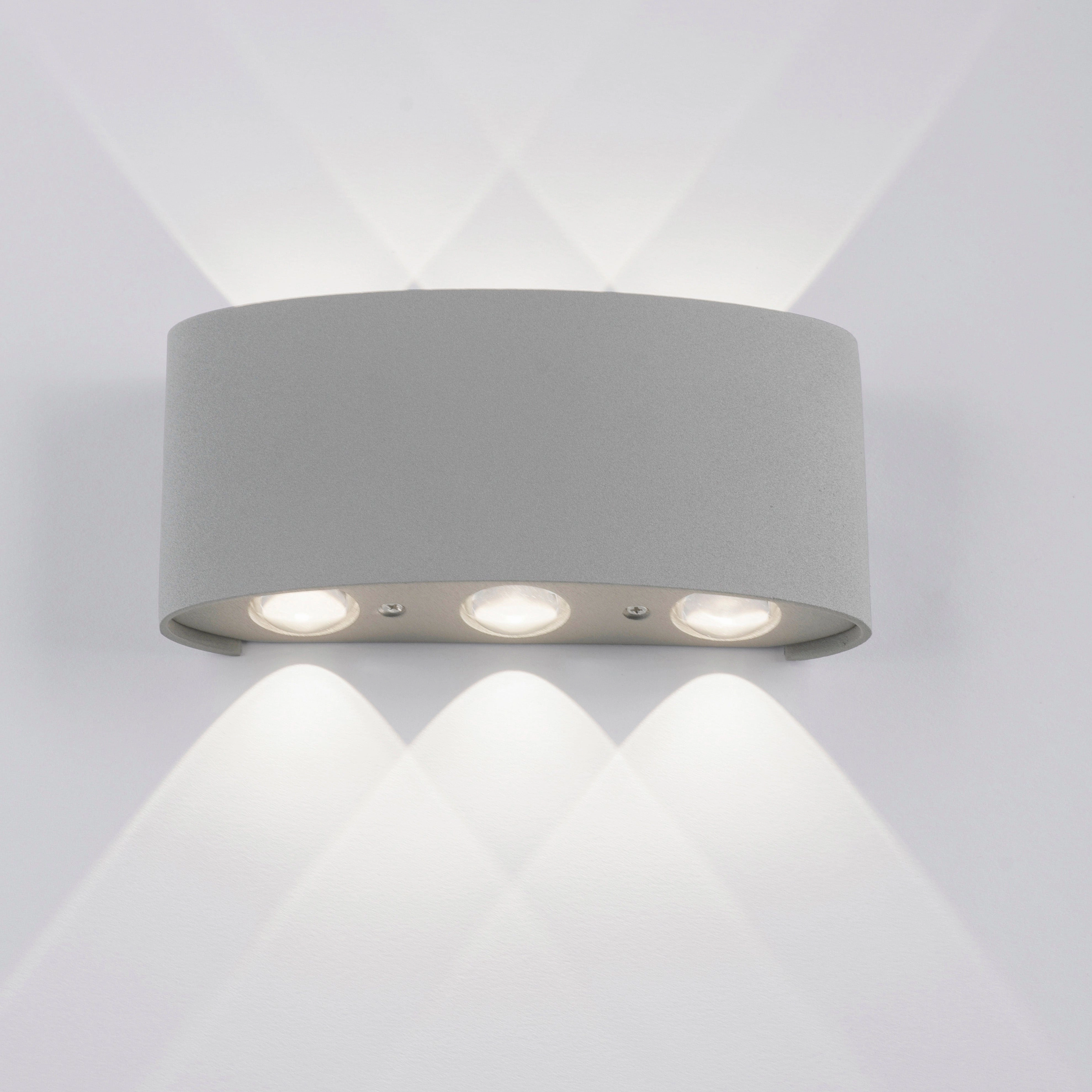 Monty - 6 Light Wall LightWeatherproof outdoor lighting