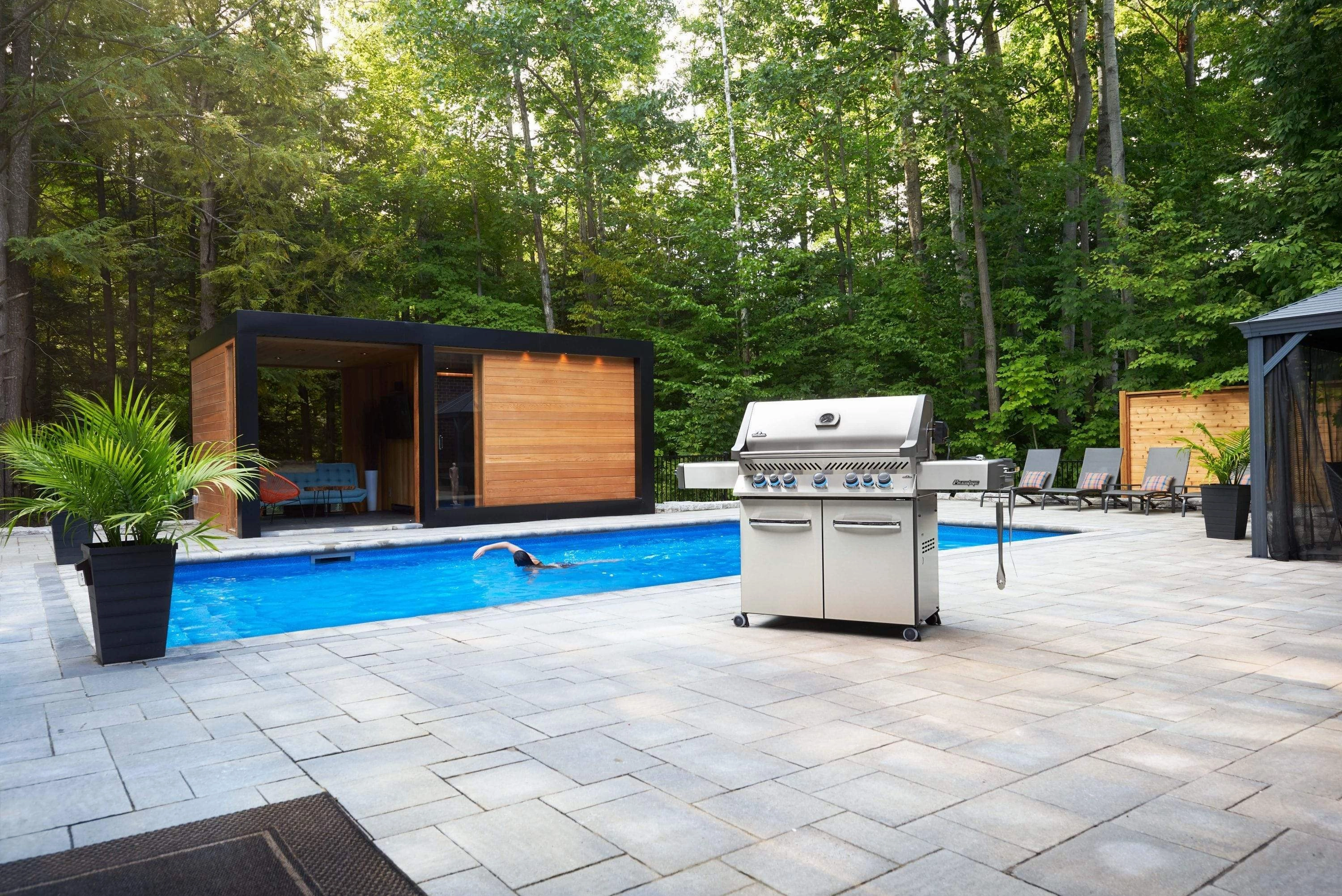 Napoleon Prestige PRO 665 RSIB Propane Gas Grill w/ Infrared Rear & Side Burners PRO665RSIBPSS-3
