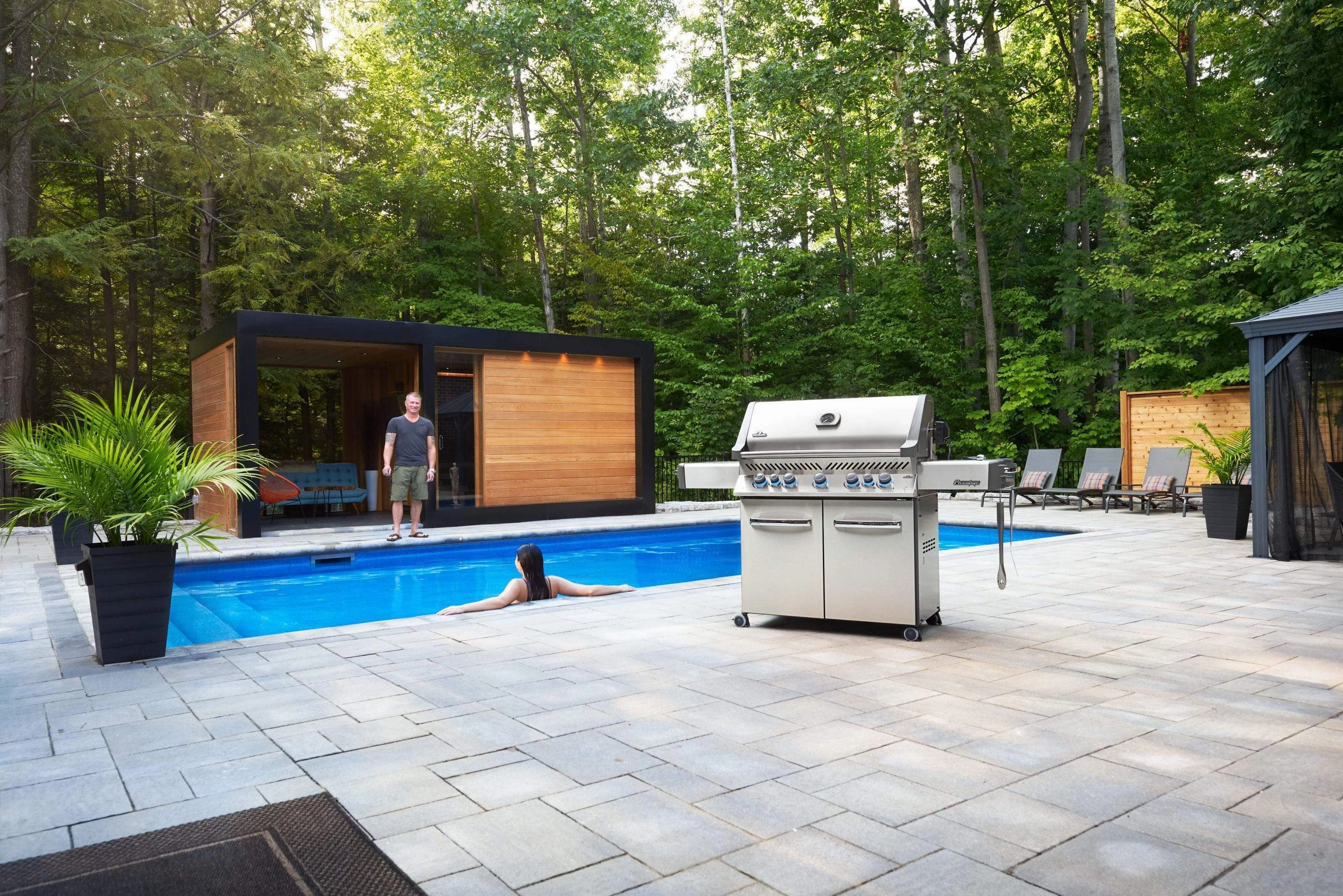 Napoleon Prestige PRO 665 RSIB Propane Gas Grill w/ Infrared Rear & Side Burners PRO665RSIBPSS-3