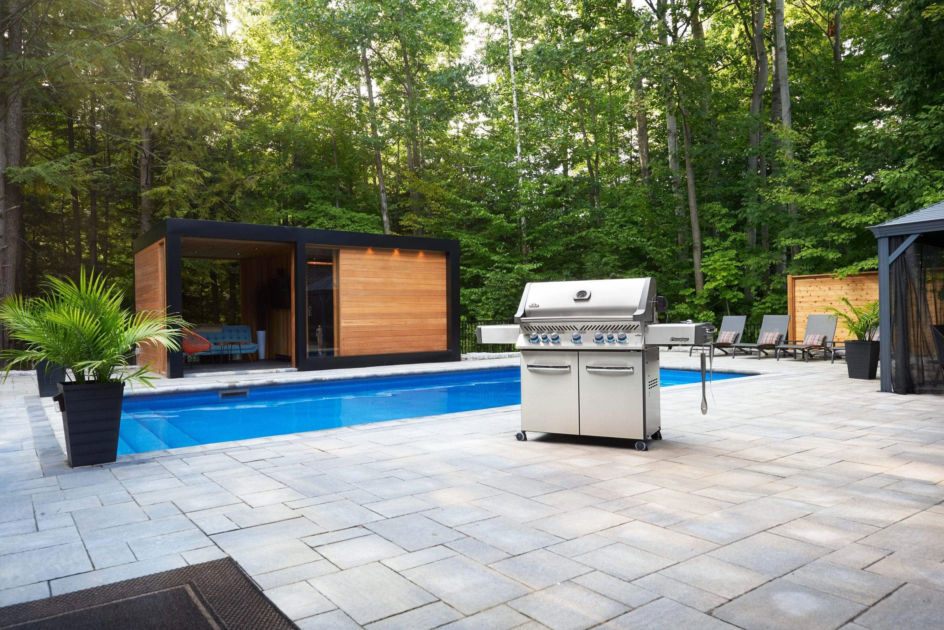Napoleon Prestige PRO 665 RSIB Propane Gas Grill w/ Infrared Rear & Side Burners PRO665RSIBPSS-3