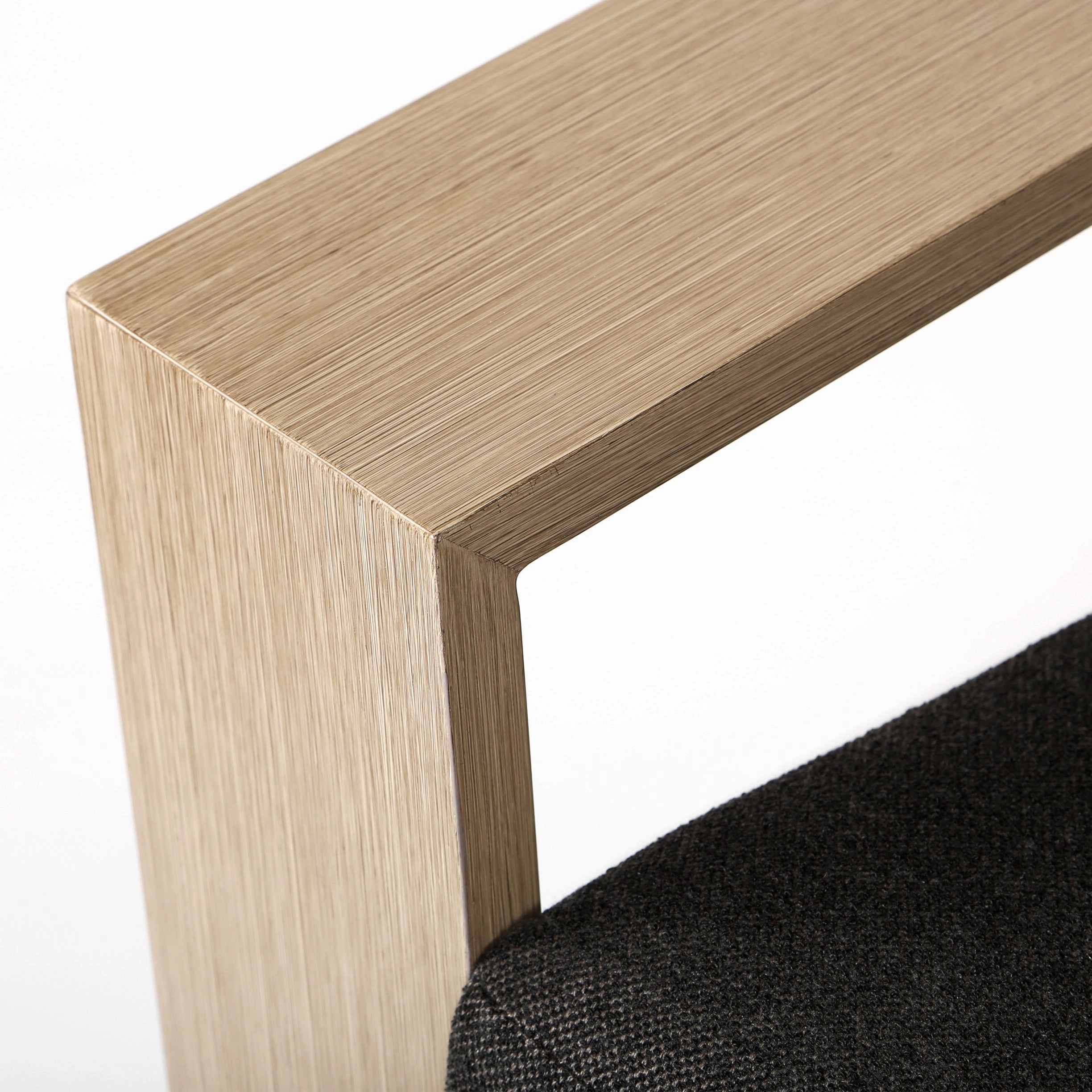 Novara Loveseat