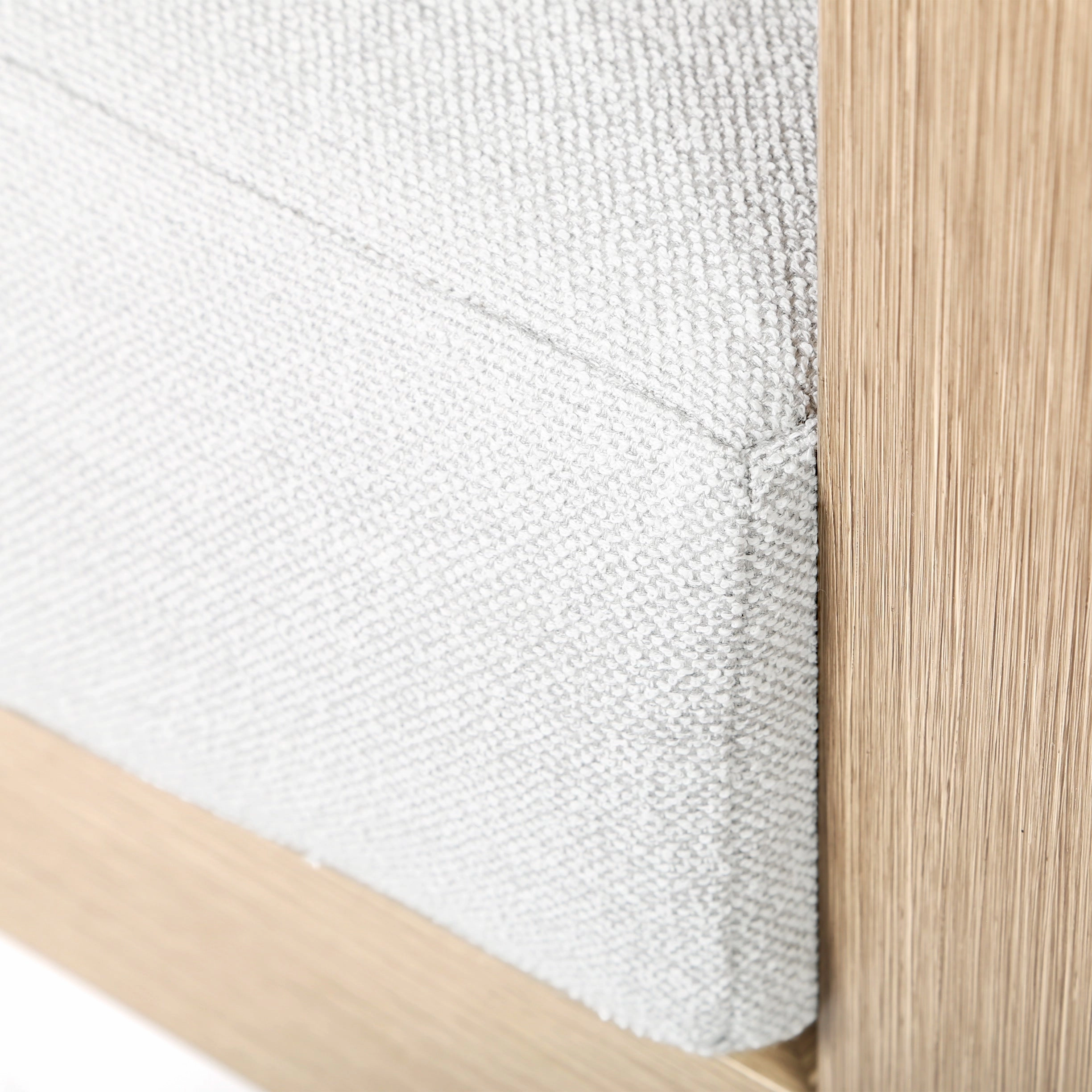 Novara Loveseat