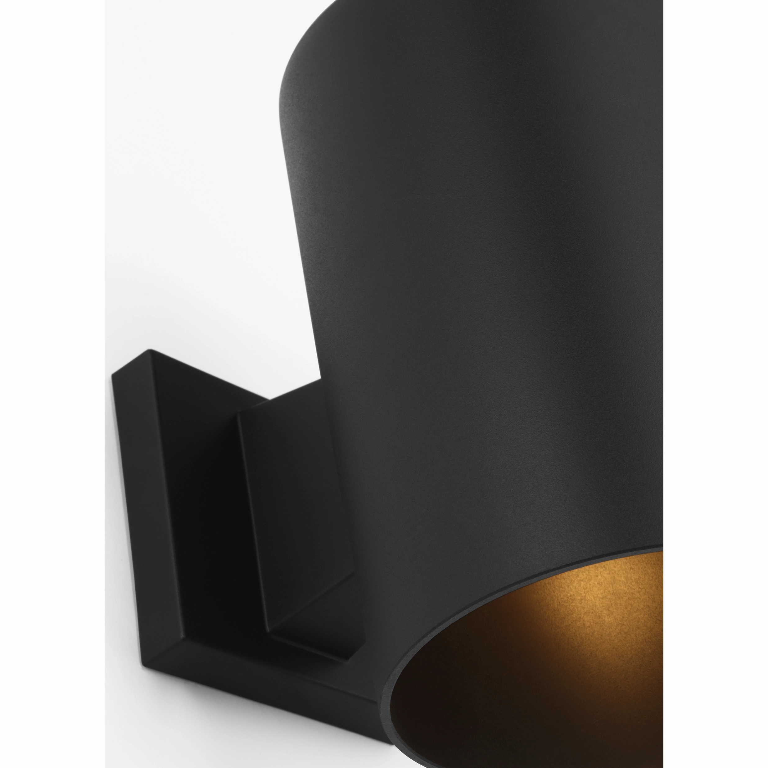 Outdoor Cylinders Medium 1-Light Wall Lantern