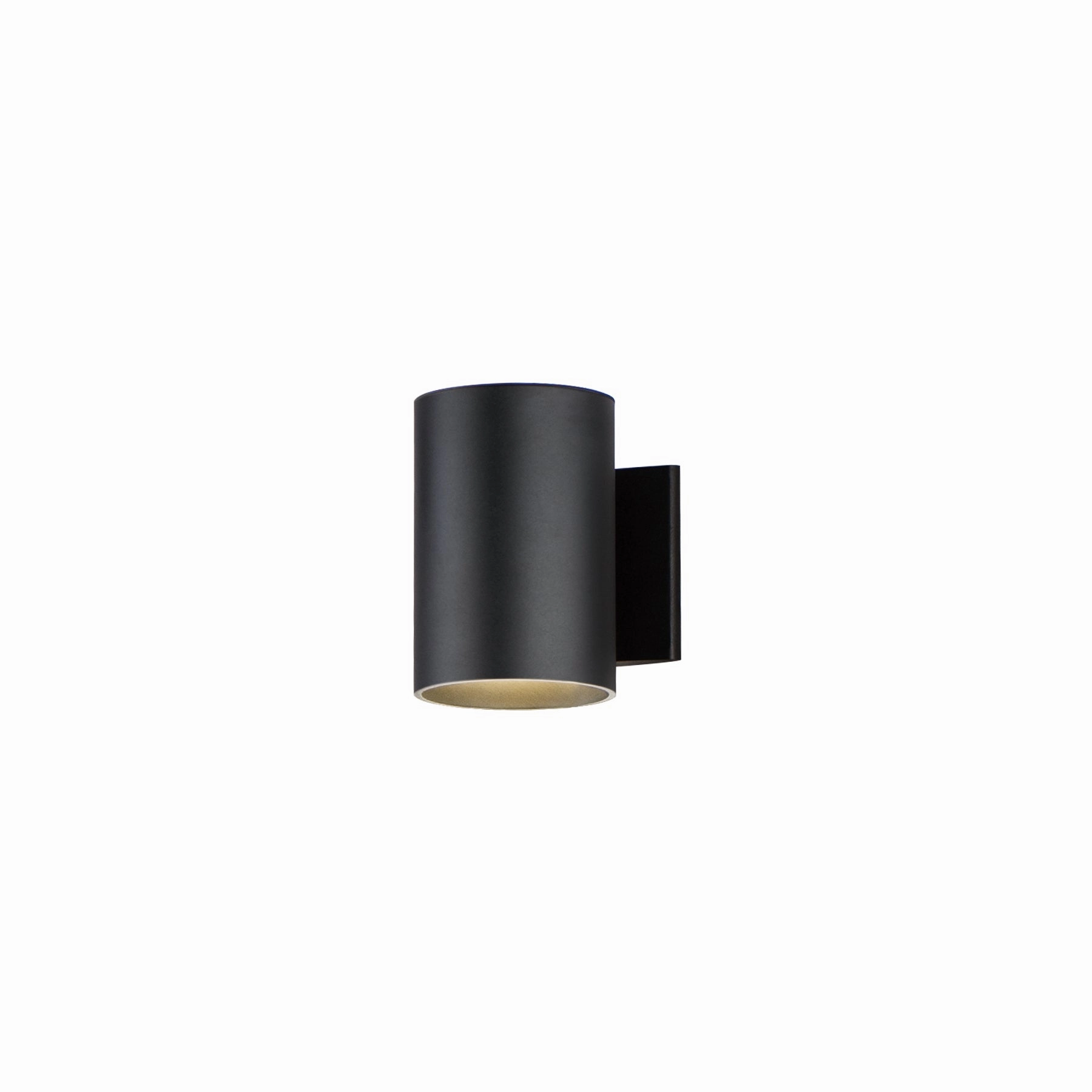 Outpost Outdoor Wall LightWeatherproof outdoor lighting