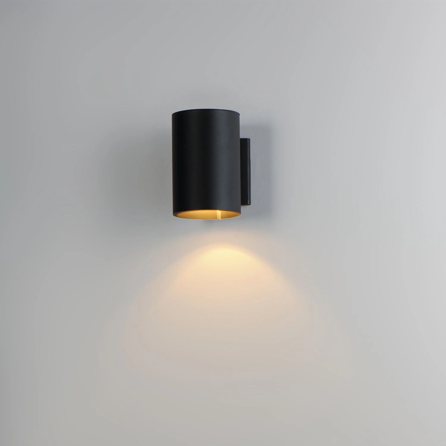 Outpost Outdoor Wall Light
