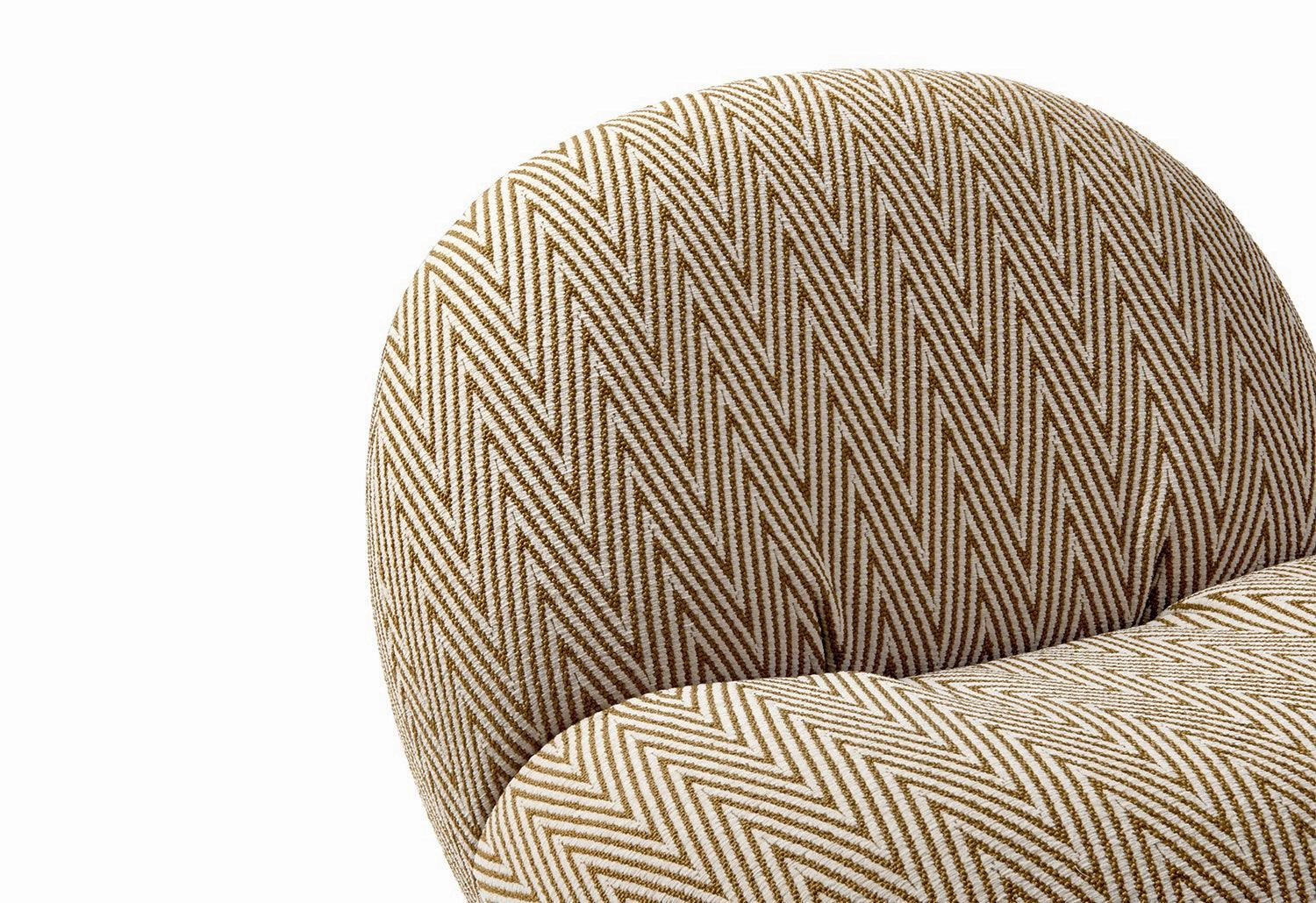Pacha Outdoor Lounge Chair