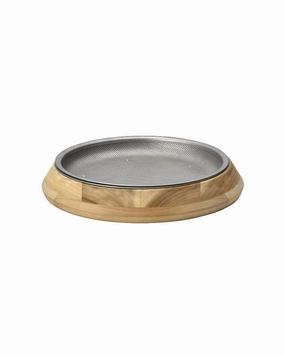 Party Plate essential outdoor cooking accessories kit