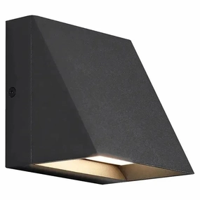Pitch Single Outdoor WallWeatherproof outdoor lighting