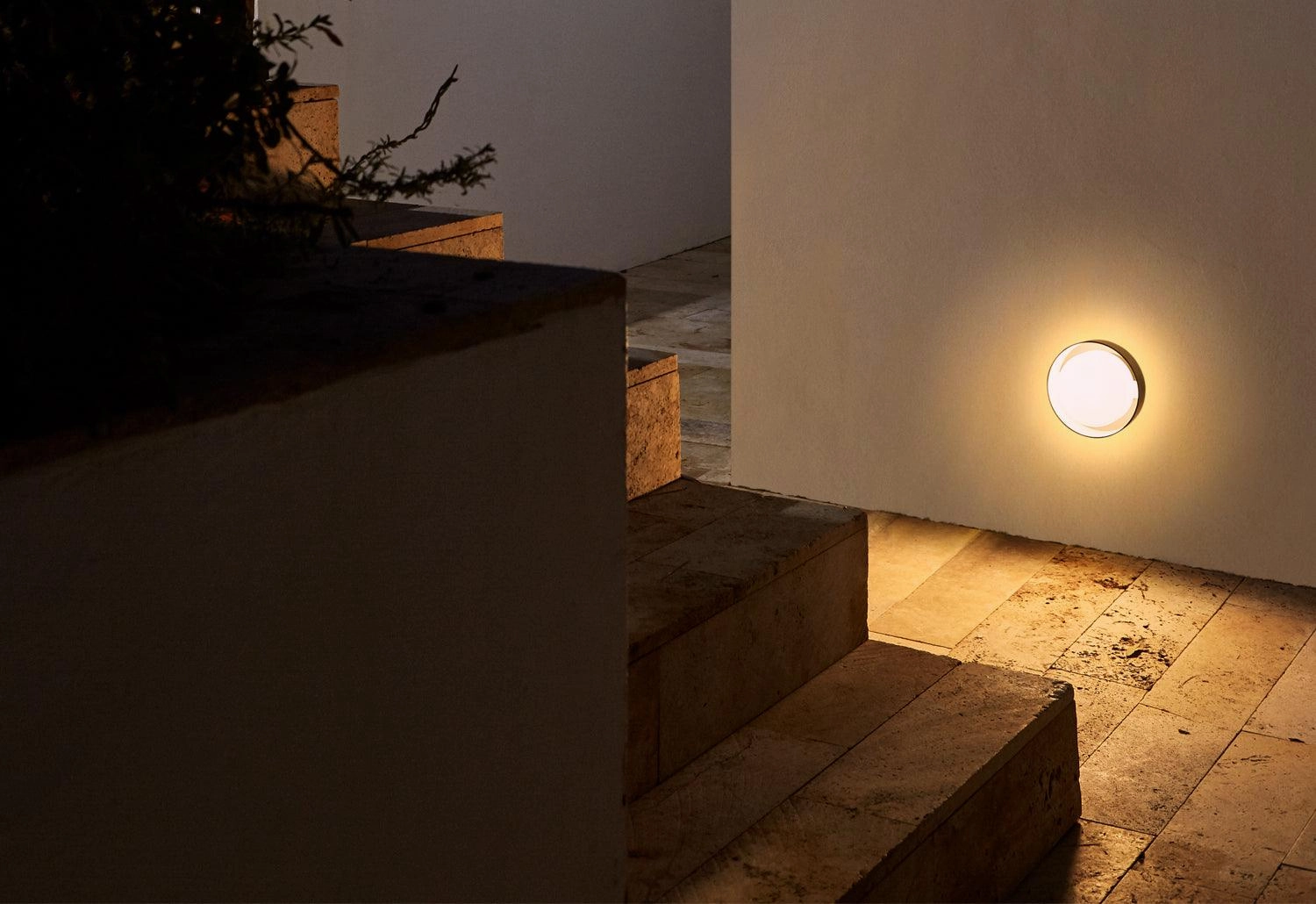 Plaff-on! Outdoor Light