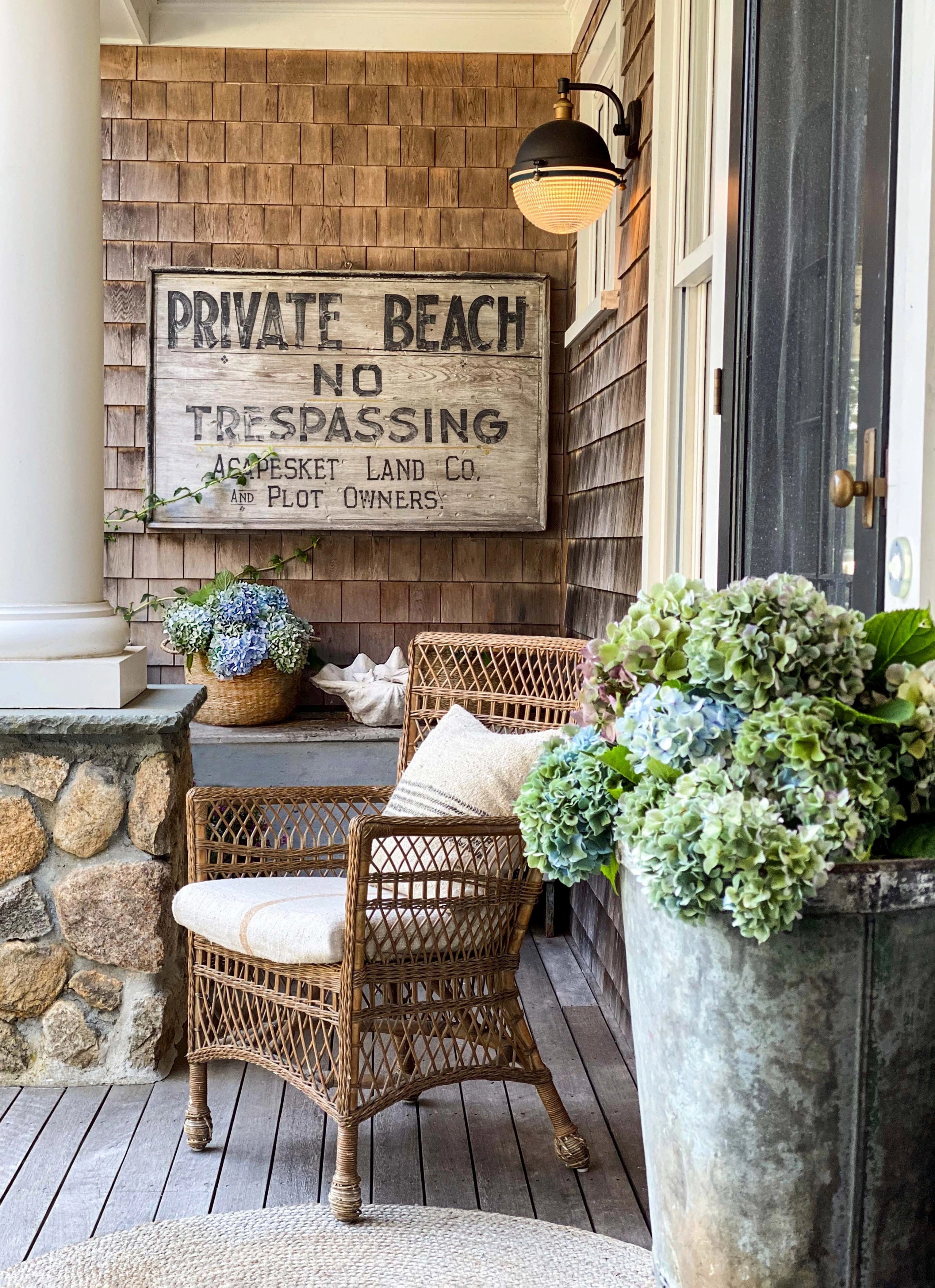 Portside One Light Outdoor Wall Lantern Oil Rubbed Bronze / Antique Brass