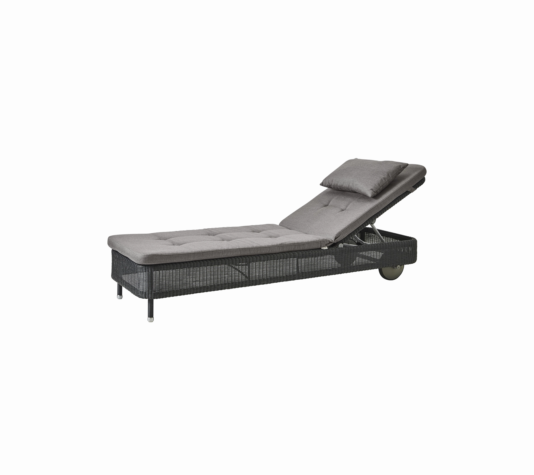 Presley sunbed