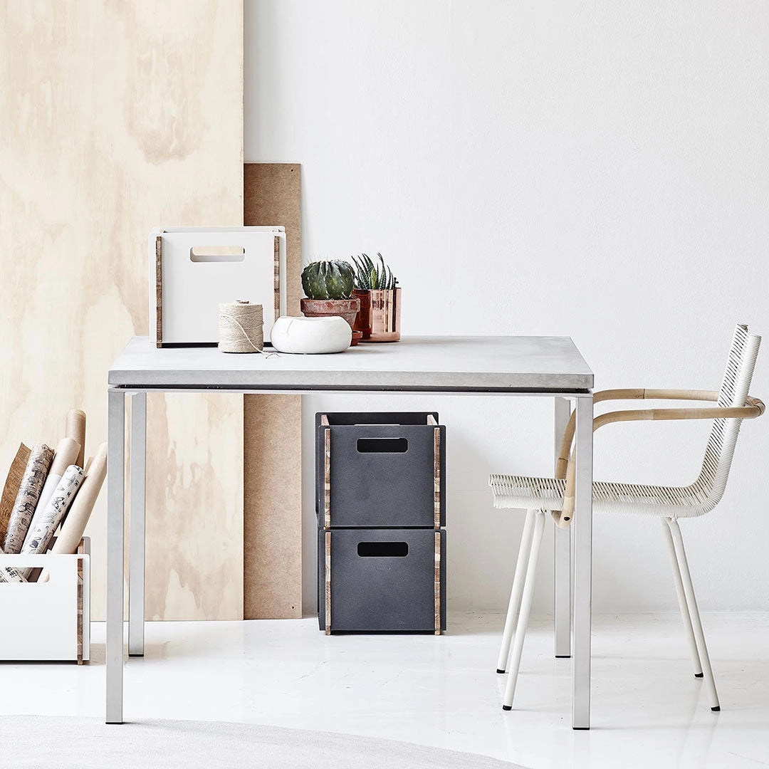 Pure Table - Square