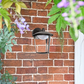 PYRAMID - CGC Black LED Wall Lantern LightWeatherproof outdoor lighting