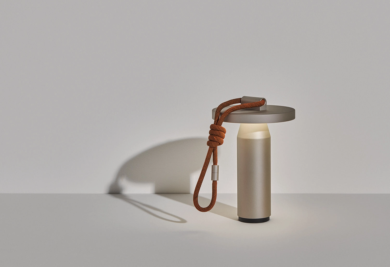 Quasar Lamp